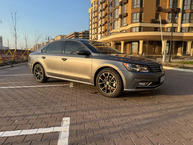 Volkswagen Passat - фото 5