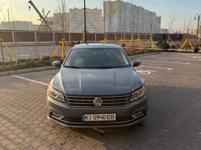 Volkswagen Passat - фото 2