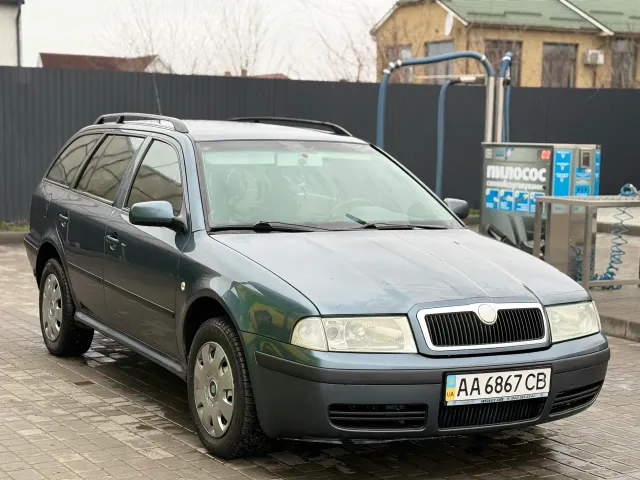Skoda Octavia - фото 2