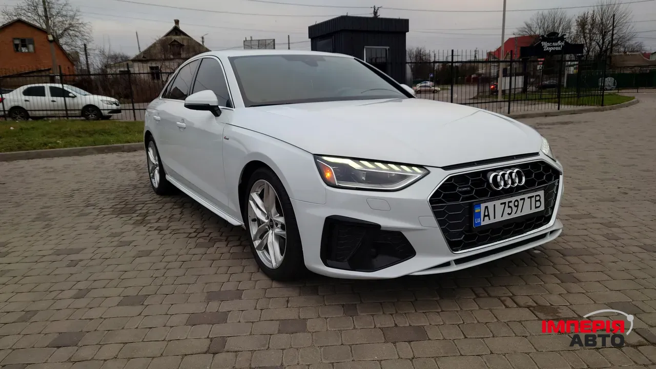 Audi A4 - фото 18