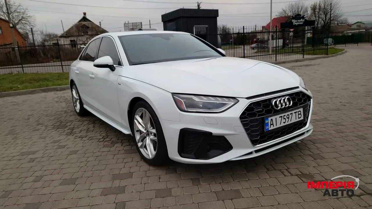 Audi A4 - фото 15