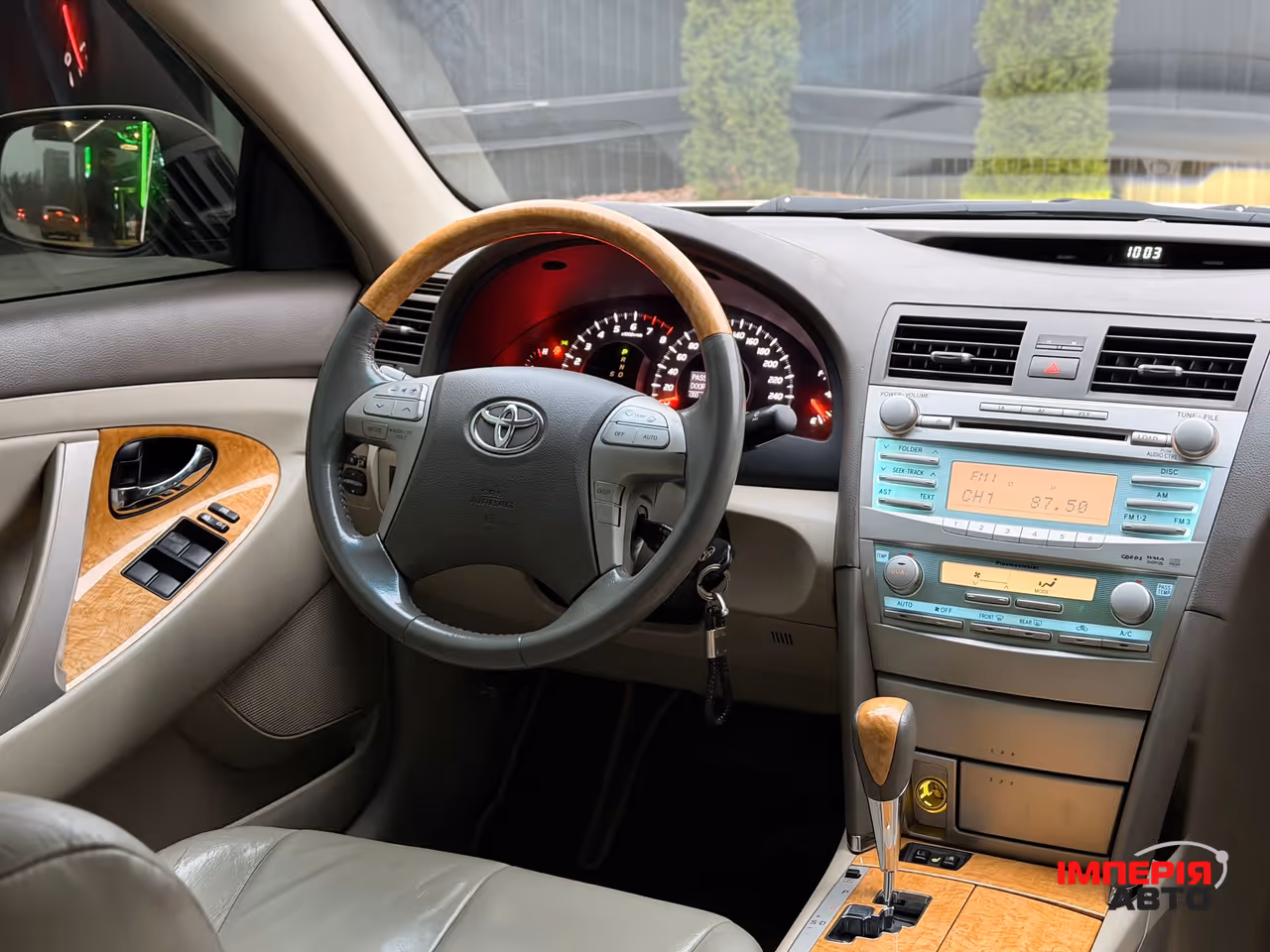 Toyota Camry - фото 9