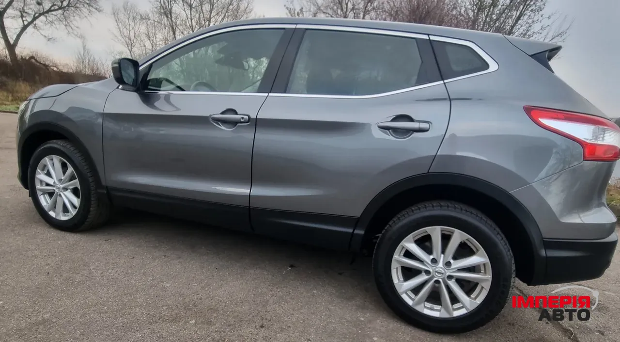 Nissan Qashqai - фото 8