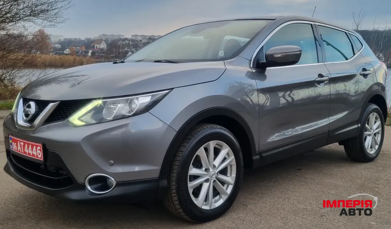Nissan Qashqai - фото 1