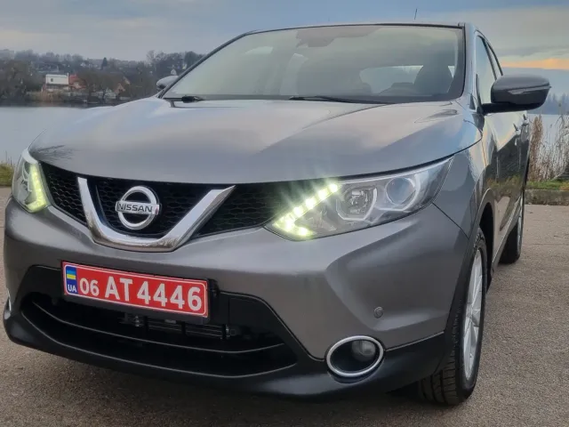 Nissan Qashqai - фото 2
