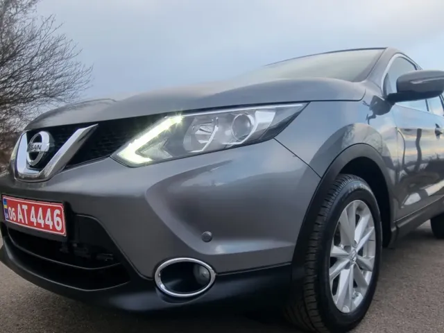 Nissan Qashqai - фото 5