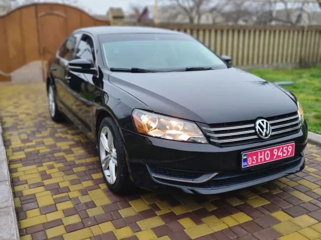 Volkswagen Passat - фото 4