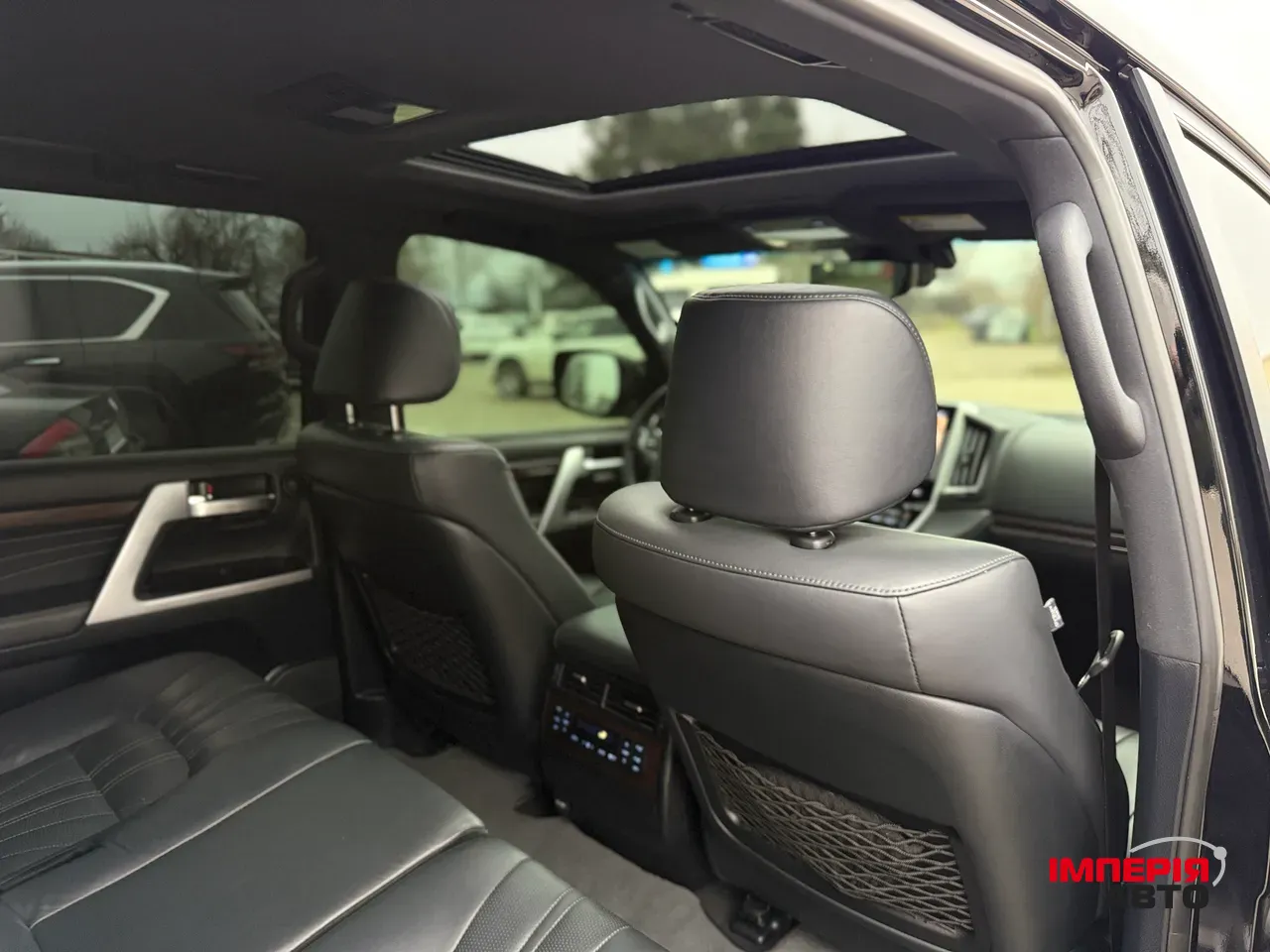 Toyota Land Cruiser - фото 24