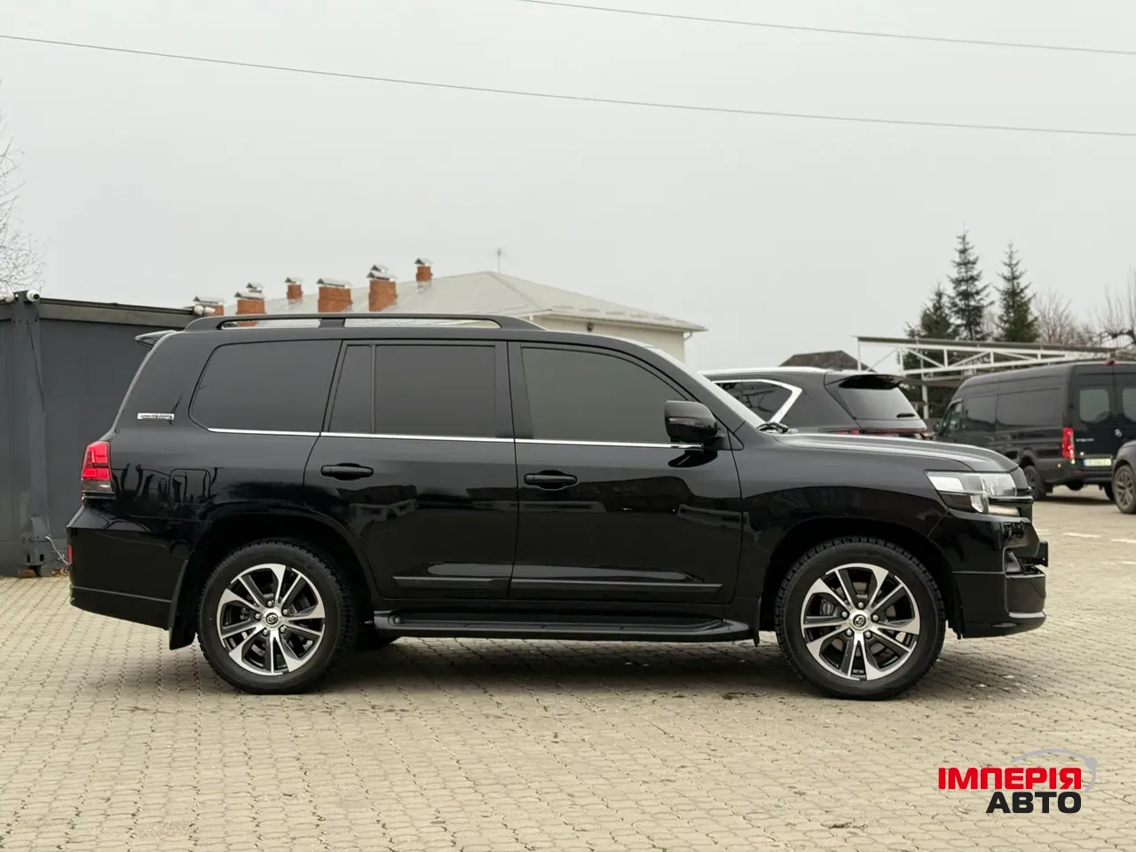 Toyota Land Cruiser - фото 3