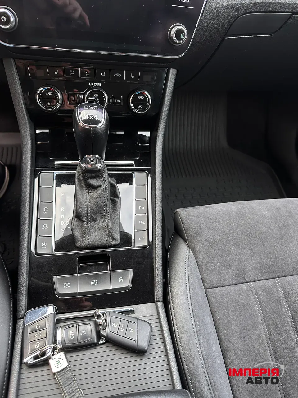 Skoda Superb - фото 34