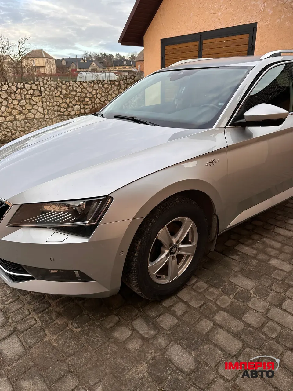 Skoda Superb - фото 10
