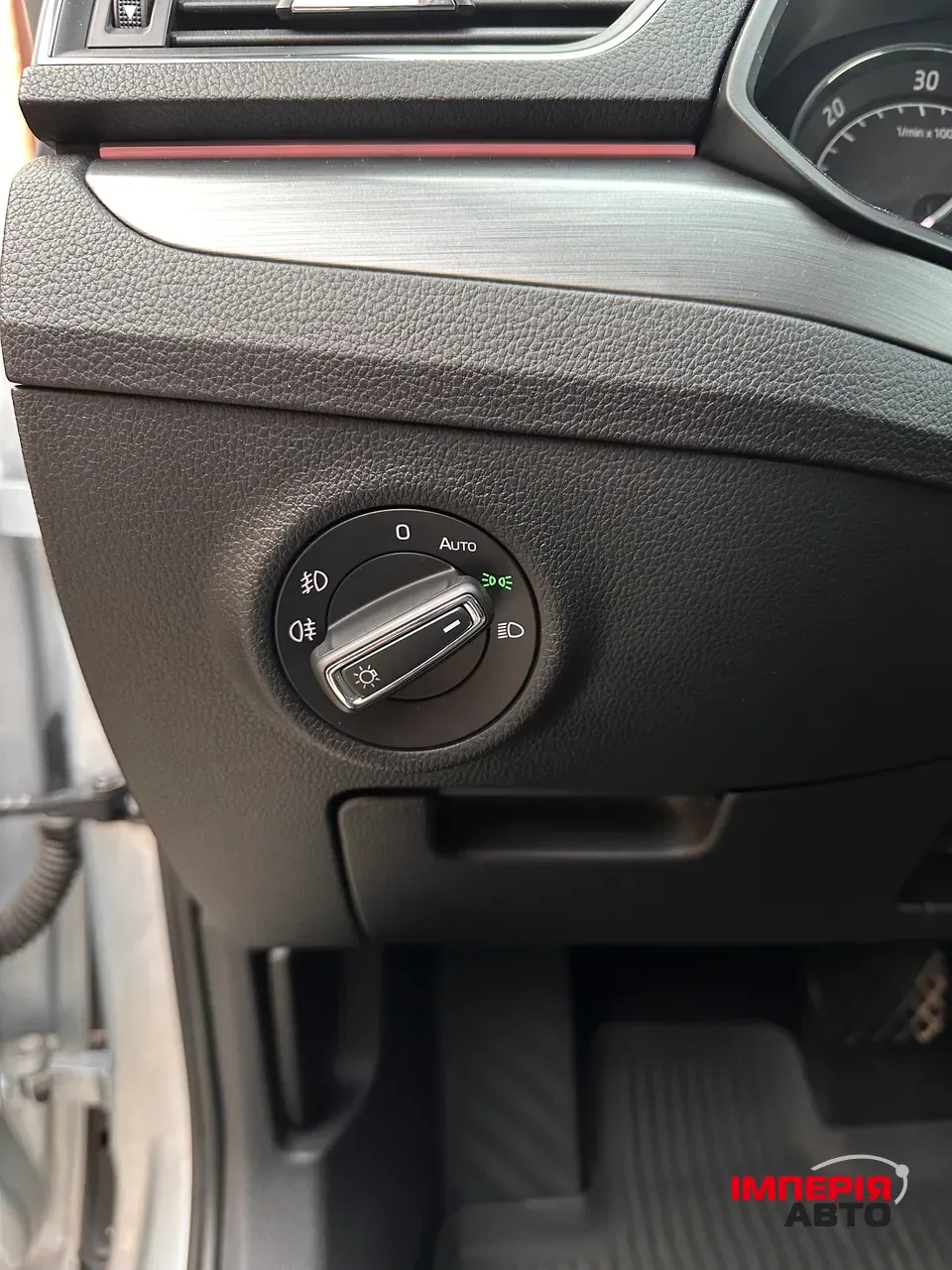 Skoda Superb - фото 29