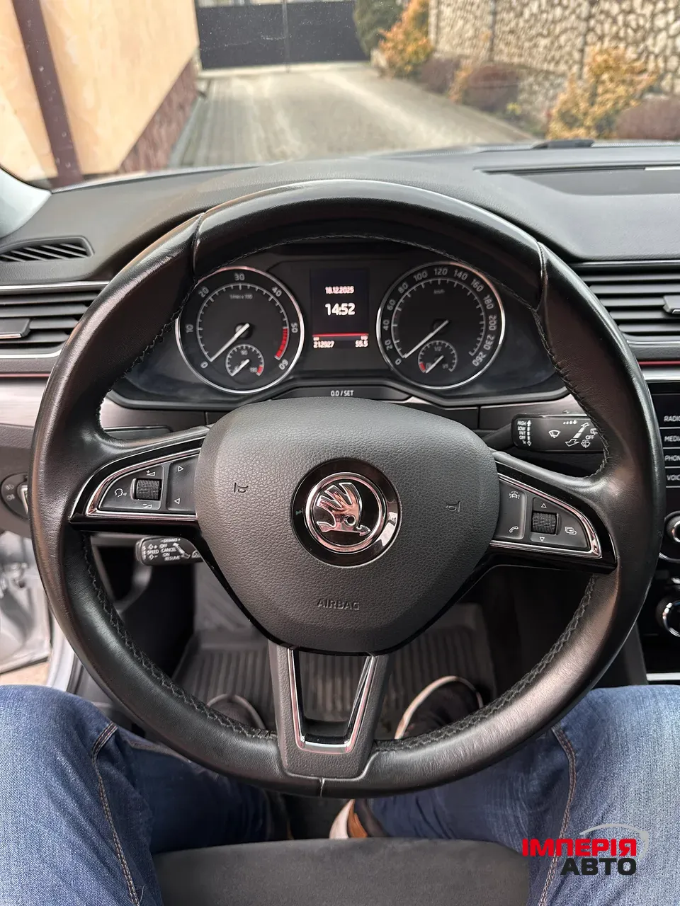 Skoda Superb - фото 30