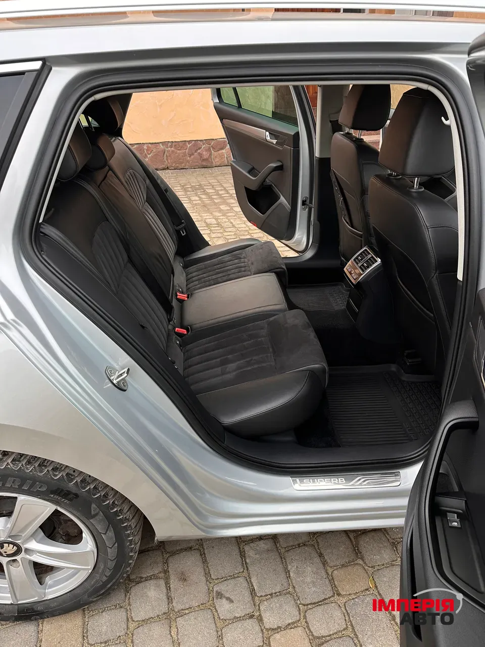 Skoda Superb - фото 48