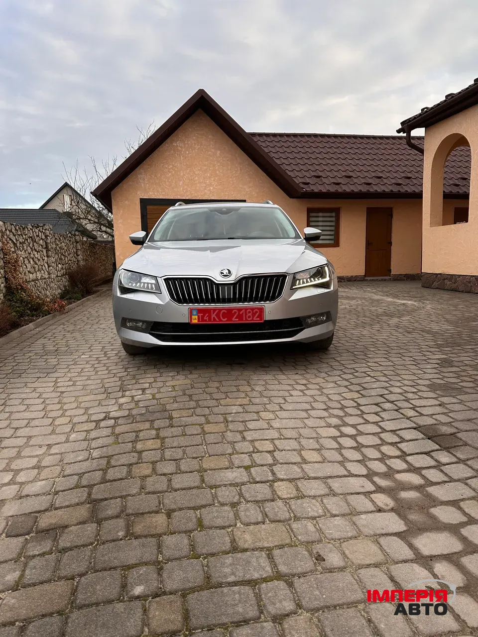 Skoda Superb - фото 2