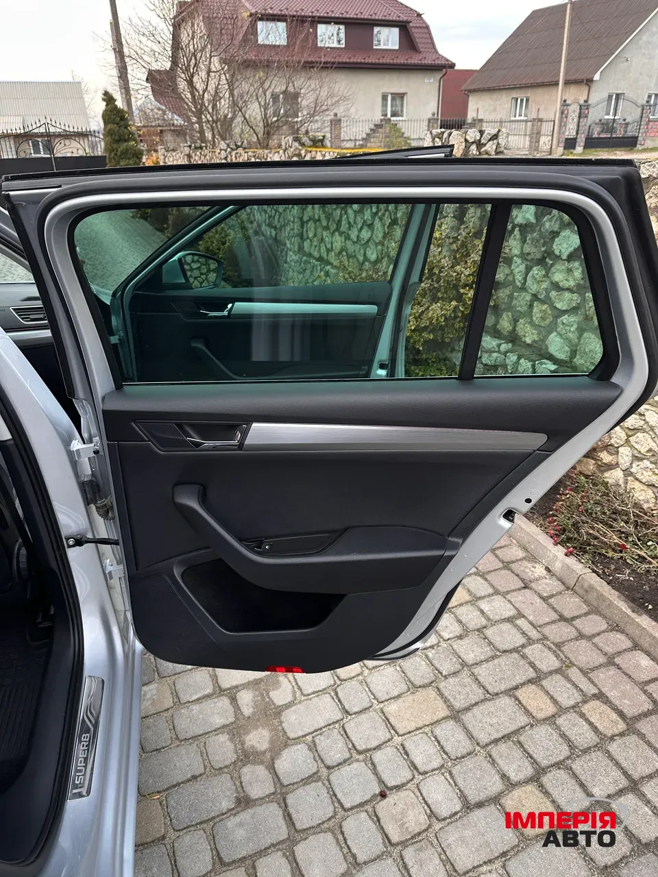 Skoda Superb - фото 47