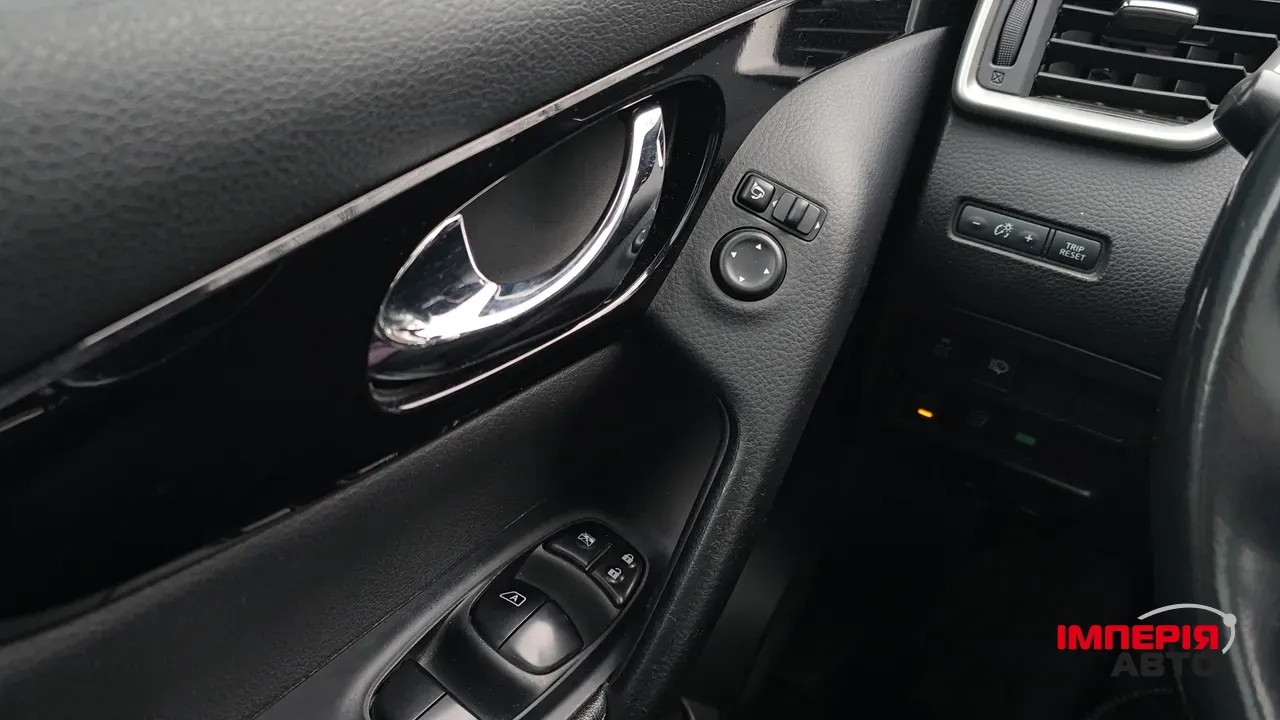 Nissan Qashqai - фото 20