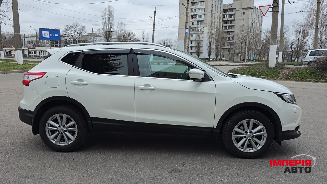Nissan Qashqai - фото 2