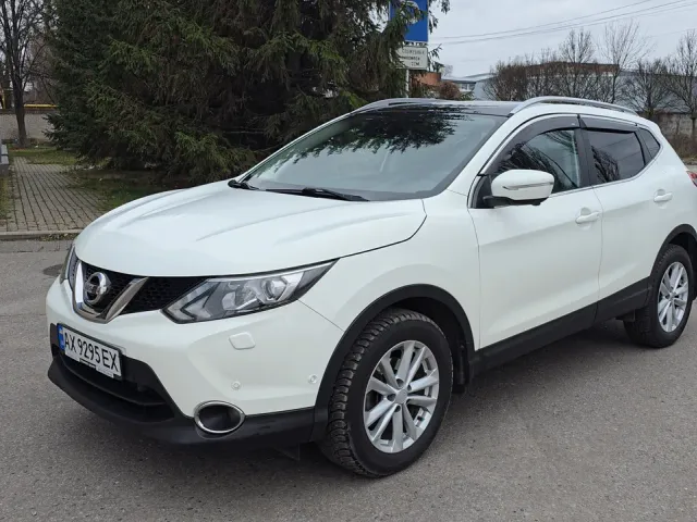 Nissan Qashqai - фото 1