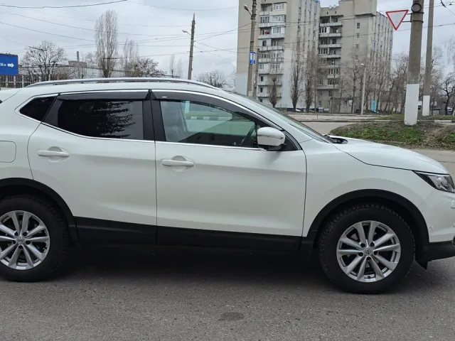 Nissan Qashqai - фото 2