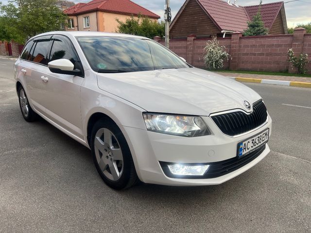 Skoda Octavia - фото 1