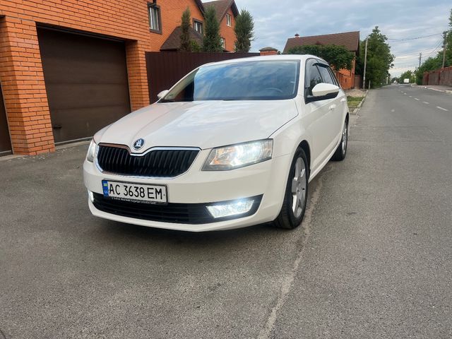 Skoda Octavia - фото 3
