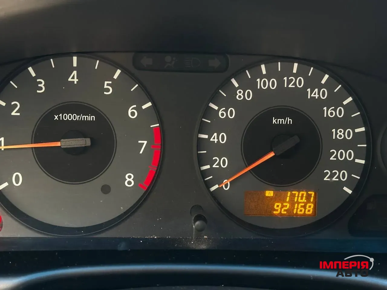 Nissan Almera Classic - фото 5