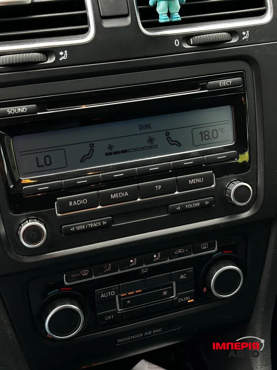 Volkswagen Golf - фото 5