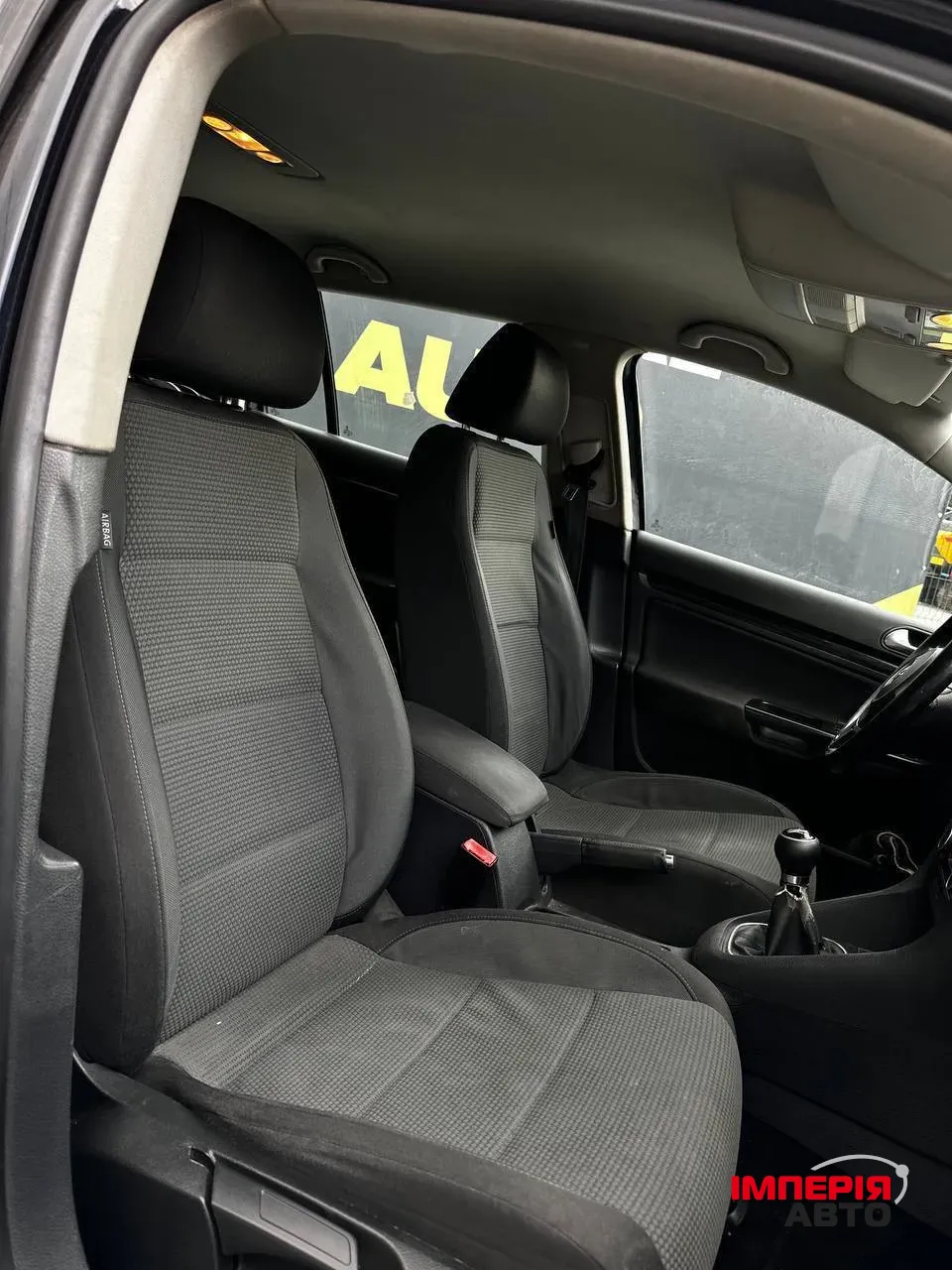 Volkswagen Golf - фото 7