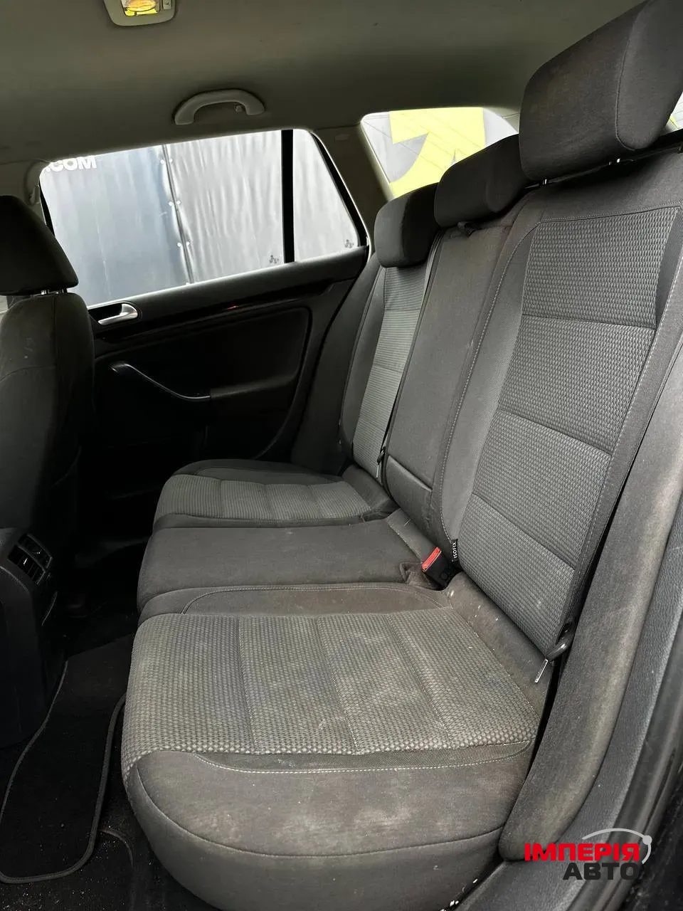 Volkswagen Golf - фото 6