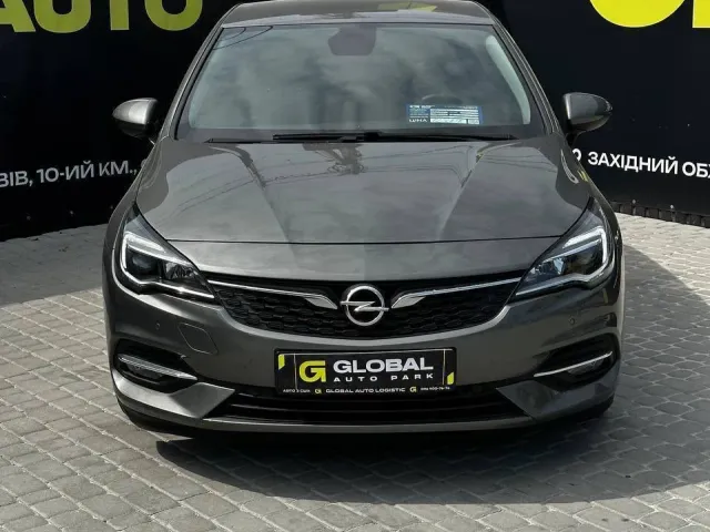 Opel Astra - фото 1