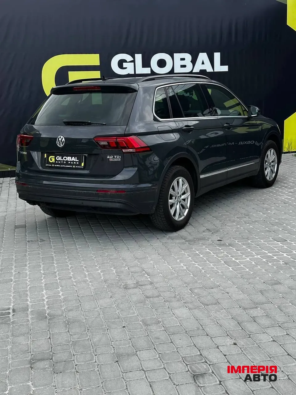 Volkswagen Tiguan - фото 9