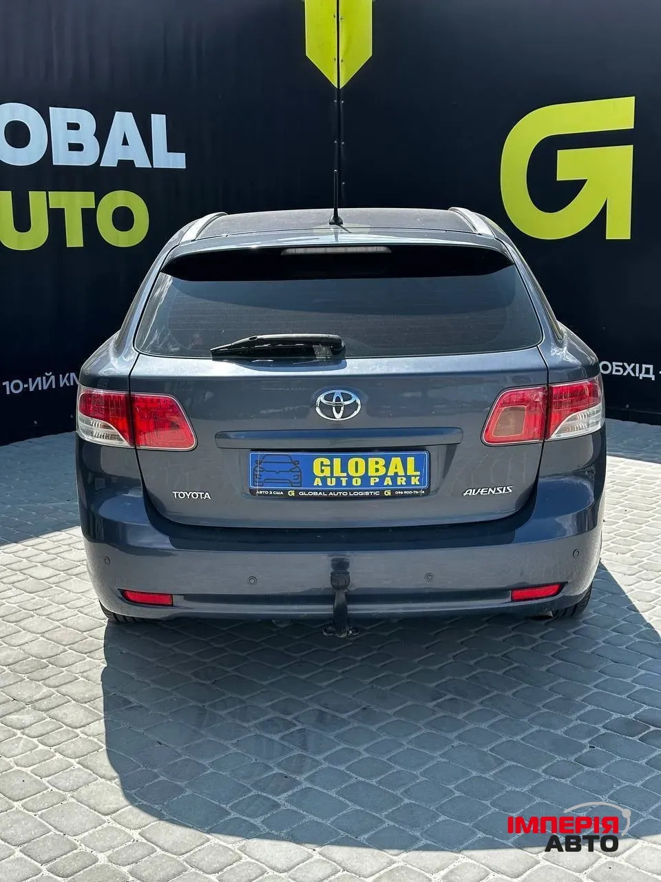 Toyota Avensis - фото 8