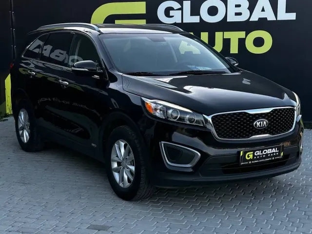 Kia Sorento - фото 3