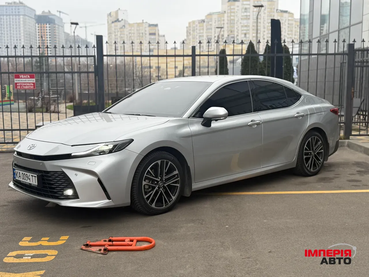 Toyota Camry - фото 6