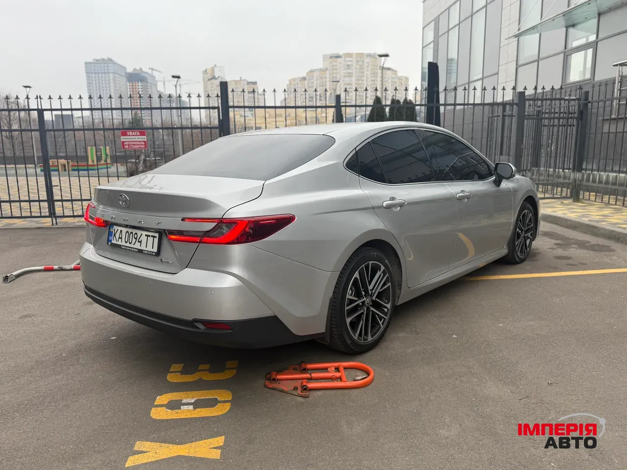 Toyota Camry - фото 9