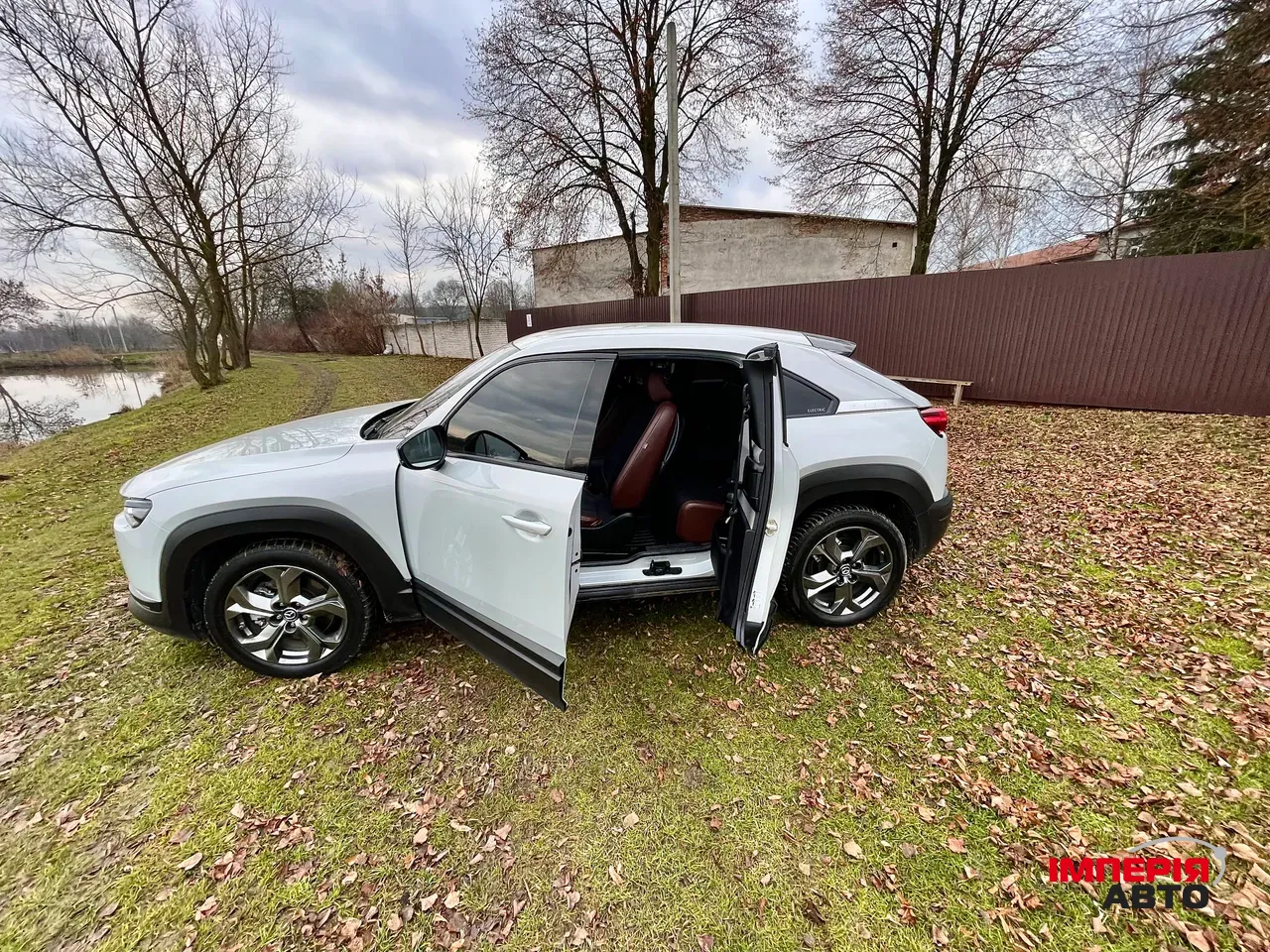 Mazda MX-30 - фото 11