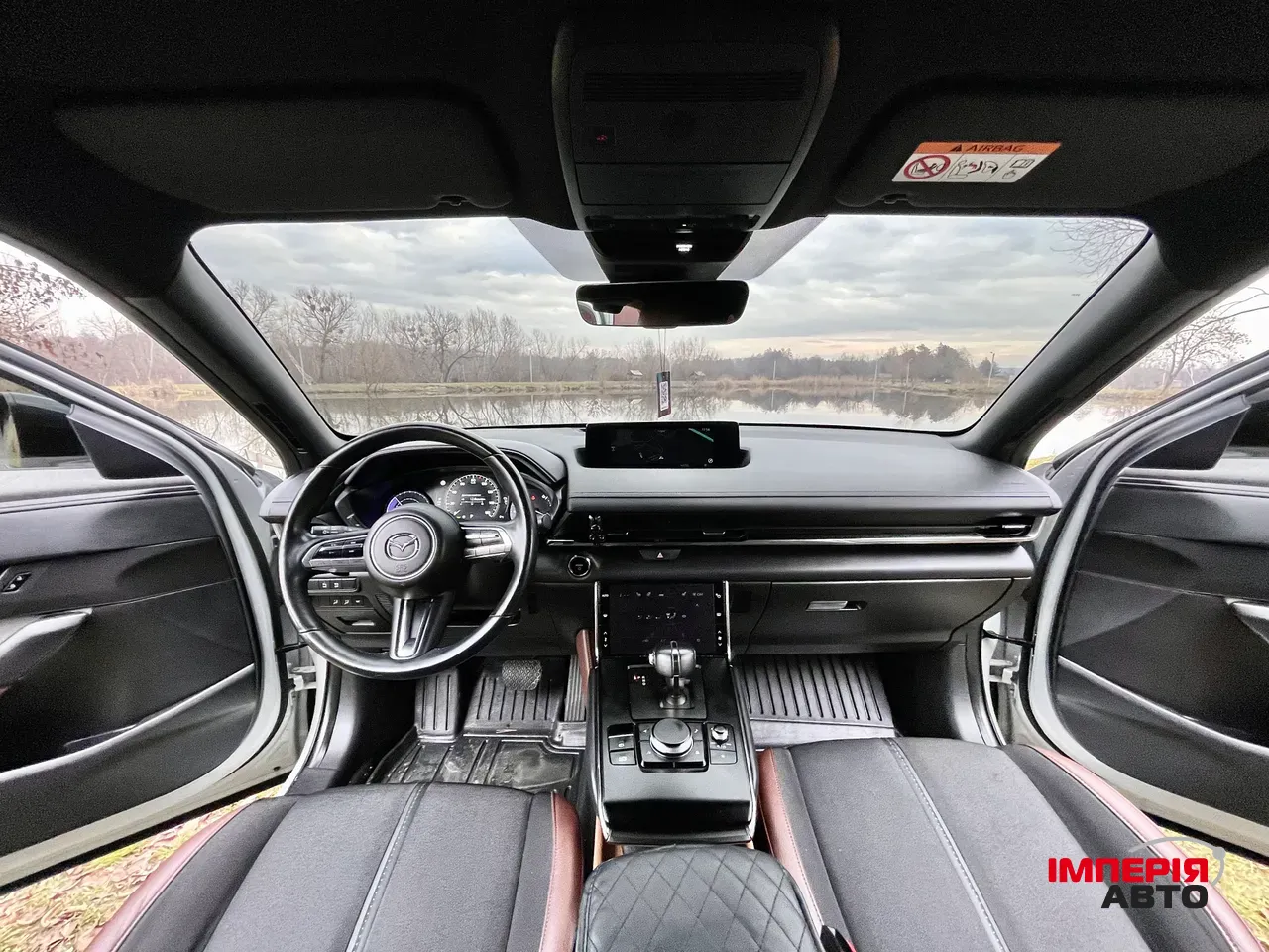 Mazda MX-30 - фото 19