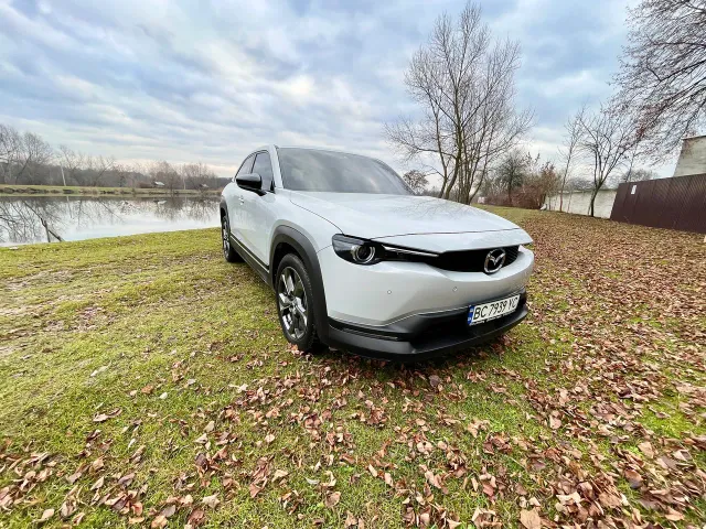 Mazda MX-30 - фото 2