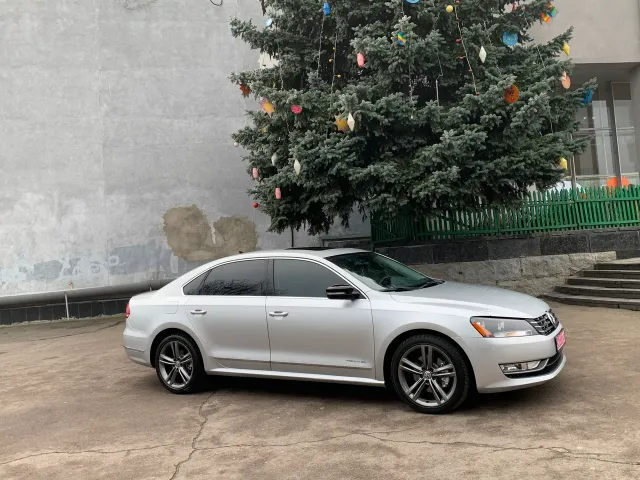 Volkswagen Passat 2014, Рівне, $12 700 - зображення 1