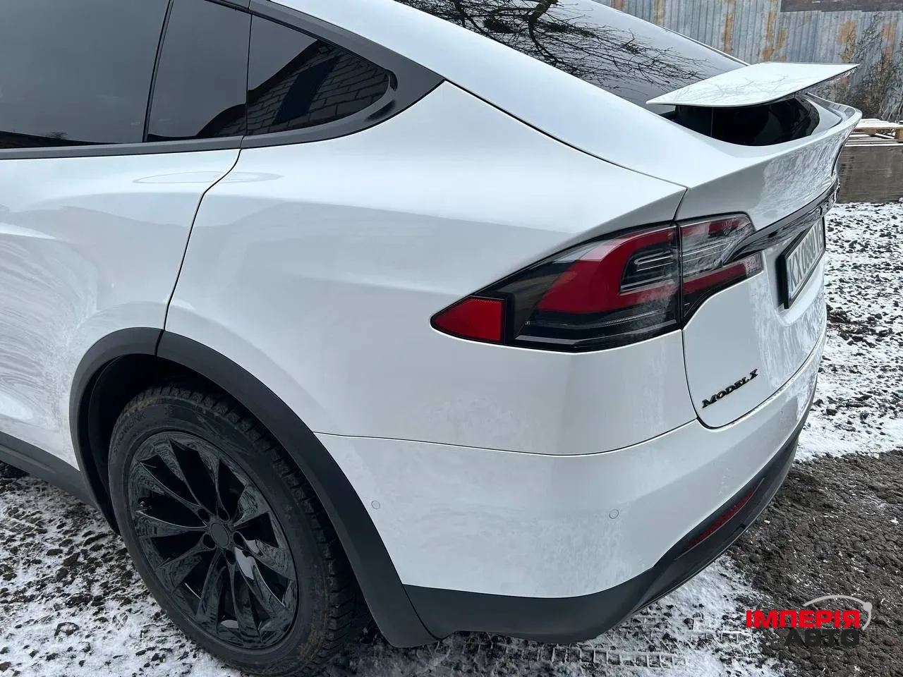 Tesla Model X - фото 6