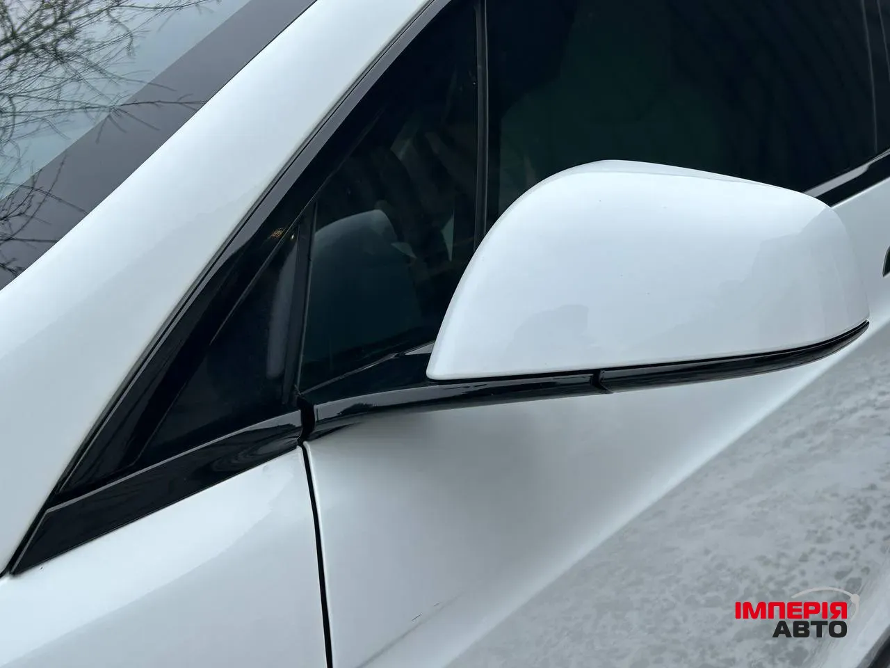 Tesla Model X - фото 10