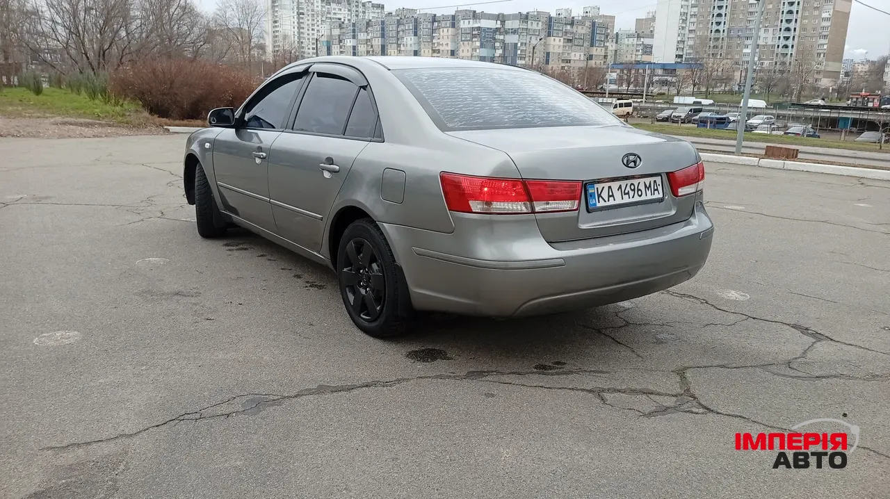 Hyundai Sonata - фото 4