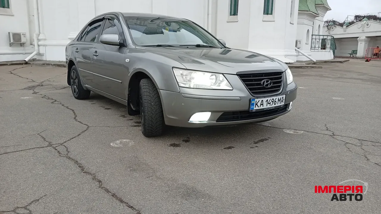 Hyundai Sonata - фото 1
