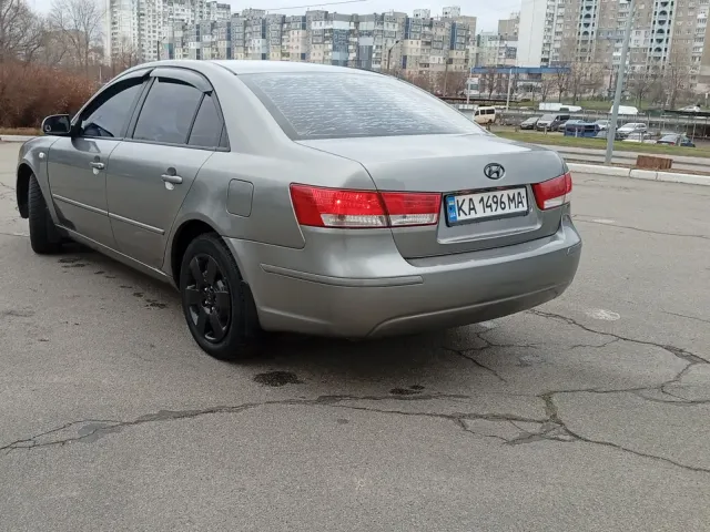 Hyundai Sonata - фото 4
