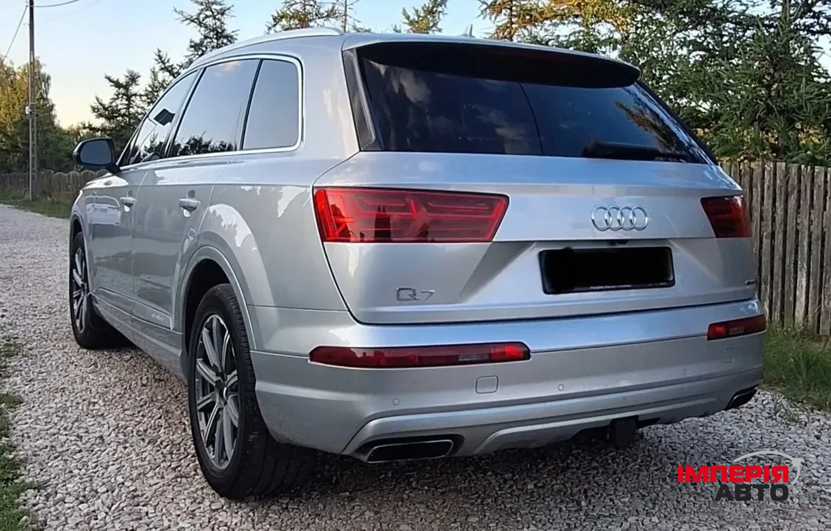 Audi Q7 - фото 3