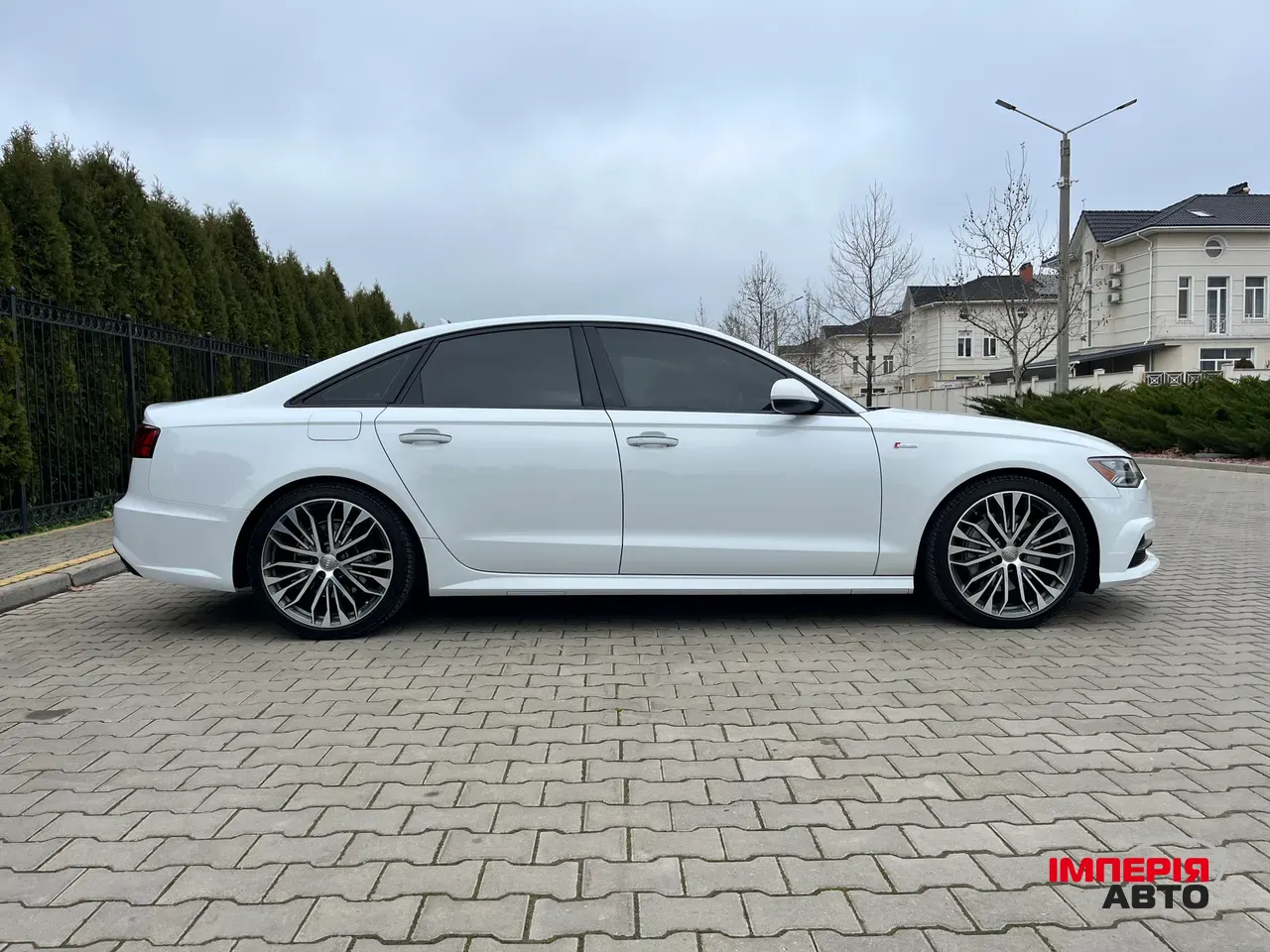 Audi A6 - фото 7