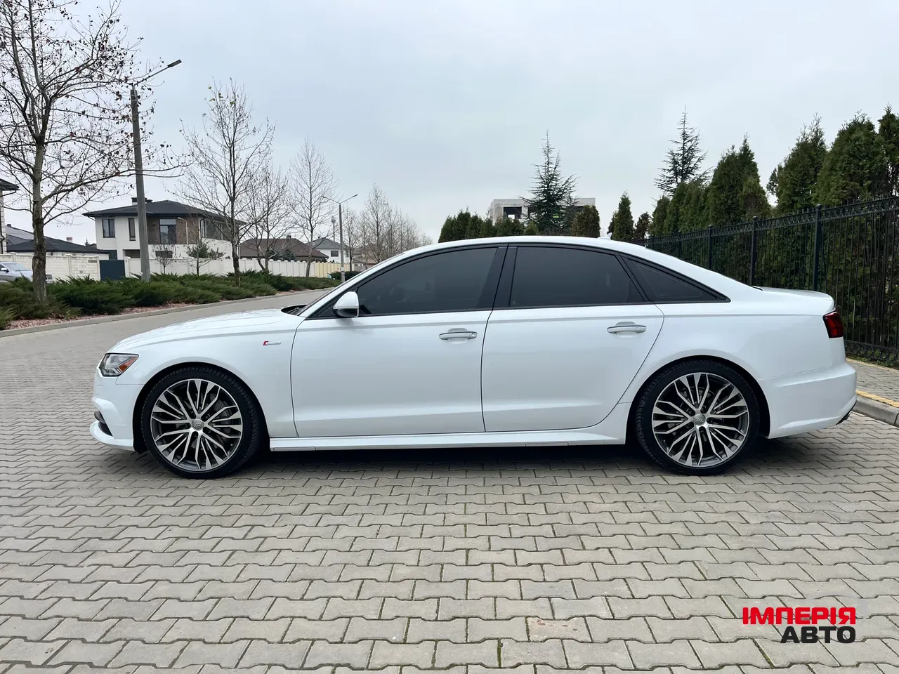 Audi A6 - фото 3