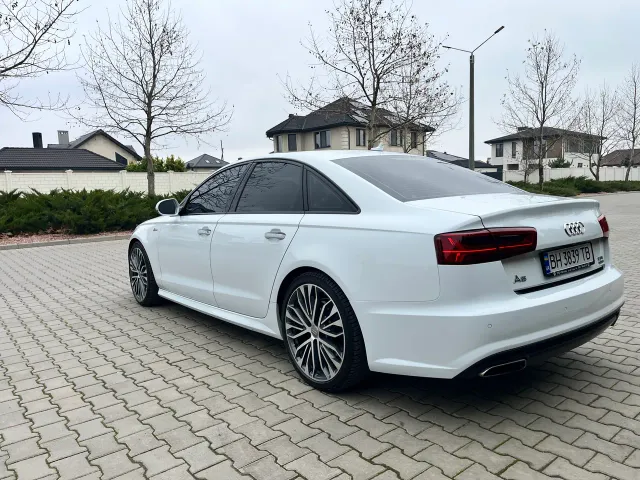 Audi A6 - фото 4