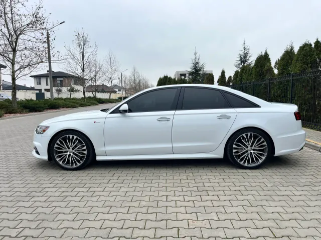 Audi A6 - фото 3